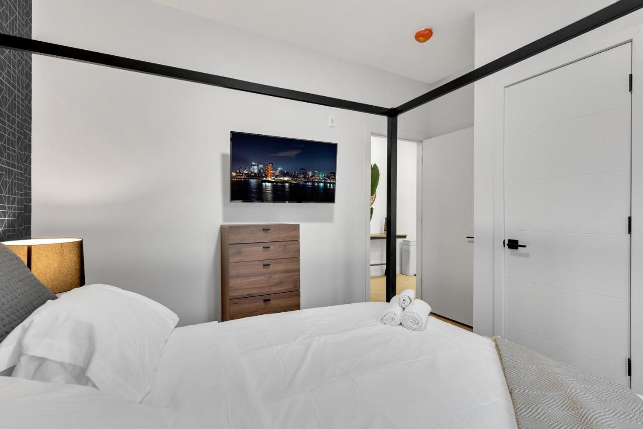 Deluxe Suites Downtown Montréal Buitenkant foto